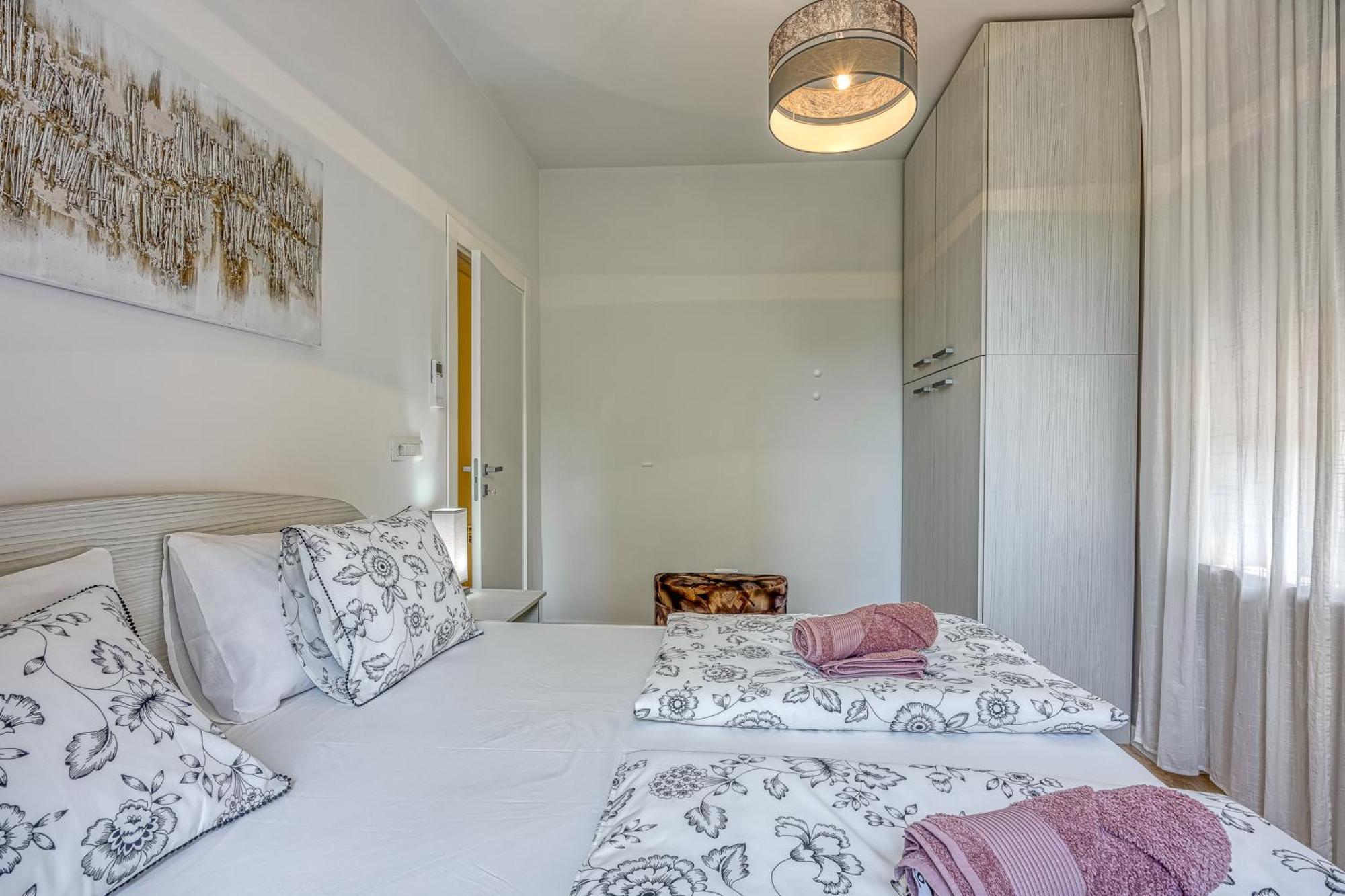 Apartment Litar
